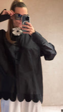 Load image into Gallery viewer, Corfu long blouse - black