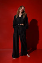 Load image into Gallery viewer, Corfu 2 piece set: cropped blouse and trousers - black