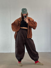 Load image into Gallery viewer, Cargo balloon trousers - chocolate