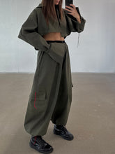 Load image into Gallery viewer, Cargo blouse and balloon trousers set - chocolate