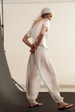 Load image into Gallery viewer, Daisy petal skirt blouse - pearl