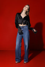 Load image into Gallery viewer, Corsica crop blouse-black