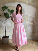 Load image into Gallery viewer, Two piece set: balloon maxi skirt, merino wool top - pink
