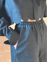 Load image into Gallery viewer, Denim petal shorts - dark navy
