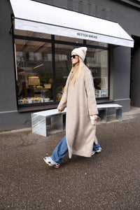Alpaca maxi oversized coat with silk lining and belt-sand