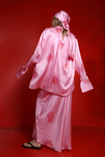 Load image into Gallery viewer, Blossom silk scarf - pink
